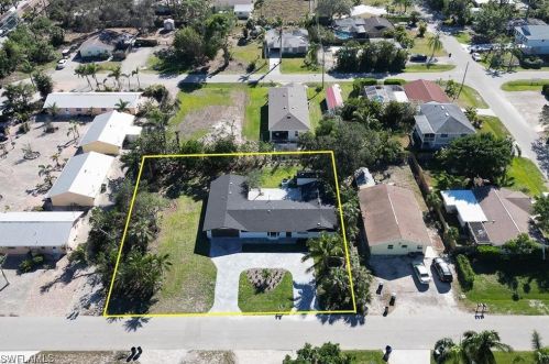 4321 Mariner Rd, Bonita Springs FL 34134-3964 exterior