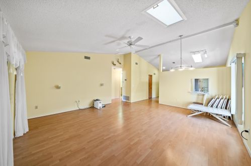 3724 Brentwood Ct, Melbourne, FL 32935-4731