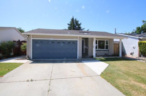 1430 Courtyard Dr, San Jose, CA 95118-1935