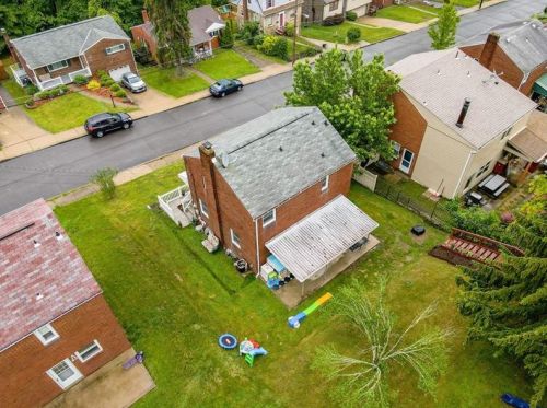 932 Goldenrod St, Whitaker PA  15120-2939 exterior