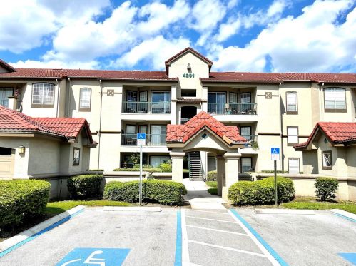 4201 Woodstorks Walk Way, Lutz, FL 33558-2777