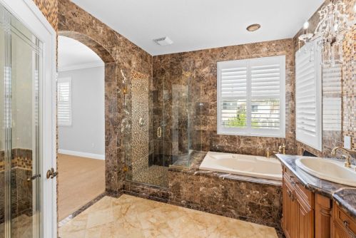 2321 Barn Swallow Ct, Elk Grove CA  95757-8140 exterior