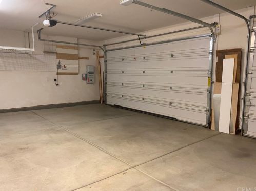 1360 Quince St, Beaumont CA  92223-8454 exterior