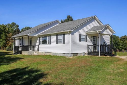 8615 Short Mountain Rd, Woodbury, TN 37190-5306