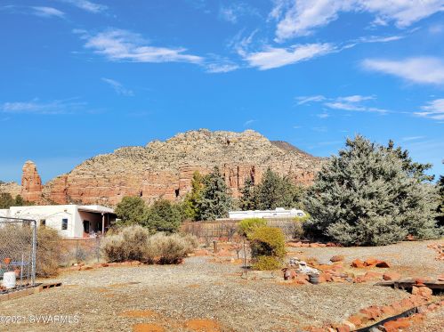 35 Sedona Rd, Sedona AZ 86351-7215 exterior