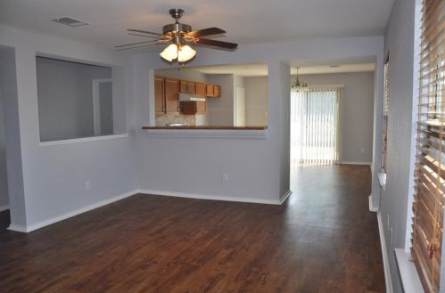 2226 Perkins Pl, Georgetown TX  78626-8212 exterior