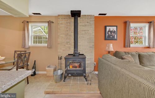 62 Delaware Ave, Erial NJ 08081-1223 exterior