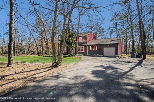 1068 Toms River Rd, Jackson Twp NJ  08527-5240 exterior