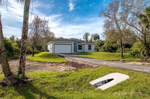3486 26th Ave, Naples, FL 34117-7855
