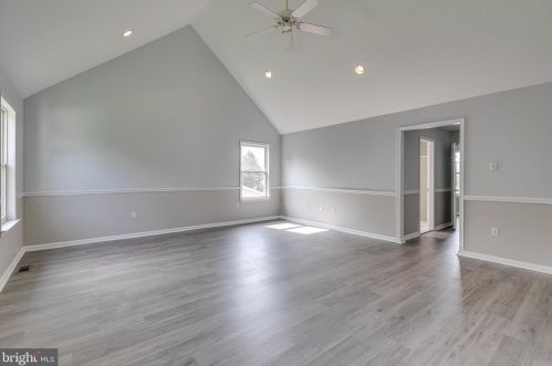 3819 Vincent Dr, Collegeville PA  19426-3058 exterior