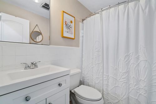 250 10th St, Delray Beach FL  33444-4048 exterior