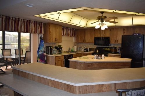 102 13th Ave, Cape Coral, FL 33909-2612