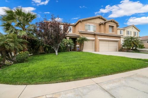 18057 Iolite Loop, San Bernardino, CA 92407-0417