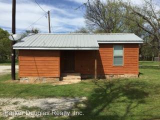 705 South St, Graham TX  76450 exterior
