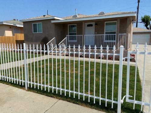 903 133rd St, Compton CA  90222-2028 exterior