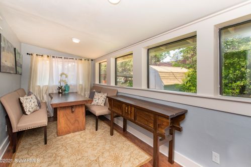 105 Mtn Shadows Dr, Sedona AZ 86336-3927 exterior