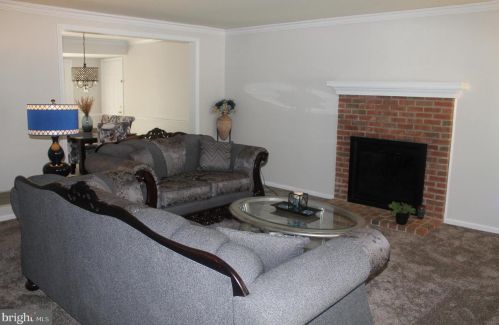 704 Independence Blvd, Dover DE  19904-2658 exterior