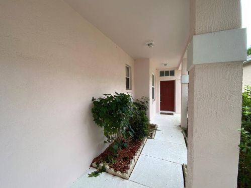 4810 Riverton Dr, Orlando, FL 32817-1486