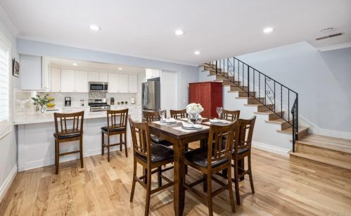 1700 Speyer Ln, Redondo Beach, CA 90278-4730