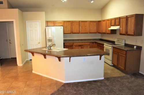 3864 Bruce Ave, Gilbert, AZ 85234-4445
