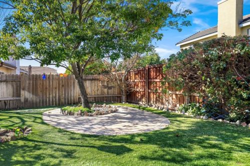 6736 Stonegate Dr, Chino CA  91710-6227 exterior