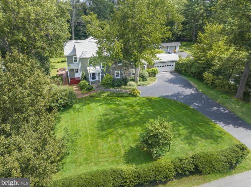 198 Brecks Ln, Wilmington, DE 19807-3009