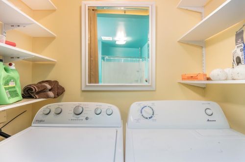 352 Park Ave, Valpo IN  46383-4645 exterior