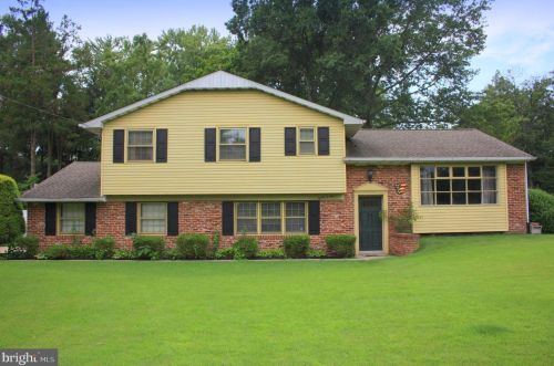 1505 Highland Ave, Riverton, NJ 08077-2923