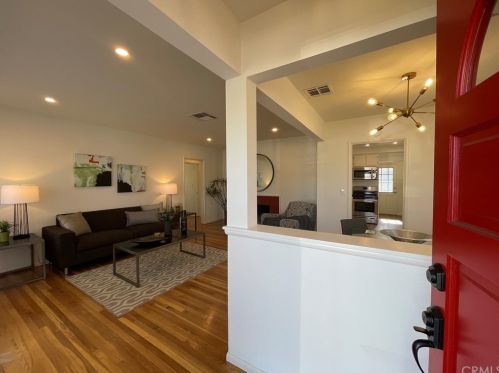 6607 Satsuma Ave, North Hollywood, CA 91606-2105