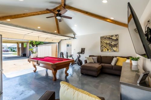 3132 Heather Rd, Long Beach CA  90808-2519 exterior