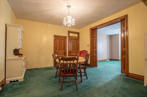 212 Green St, Connellsville PA  15425-4104 exterior