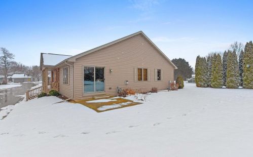3512 Highland Center Dr, Green Bay, WI 54311-7355