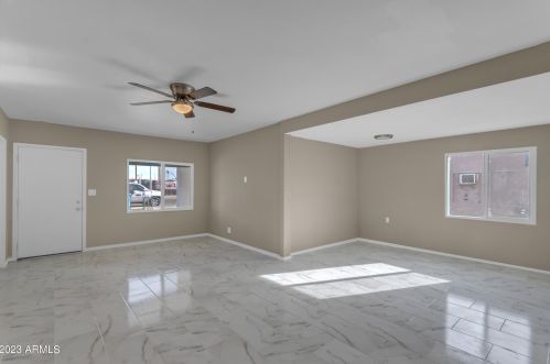 43 Elwood St, Phoenix AZ  85040-1025 exterior