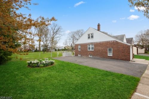 971 Ross St, Rahway NJ  07065-2151 exterior