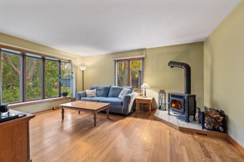 13311 Ferguson Rd, Waukesha, WI 53151-2503