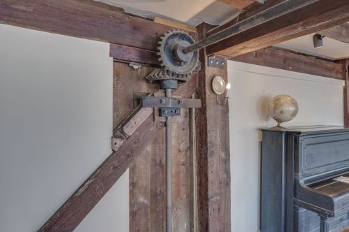 672 Washington St, Gloucester MA 01930-1335 exterior