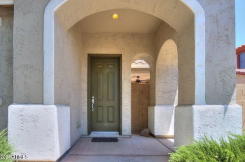 891 Porter Ct, Gilbert, AZ 85296-8382