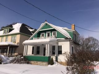 241 Shafer Ave, Delaware Park, NJ 08865-2416