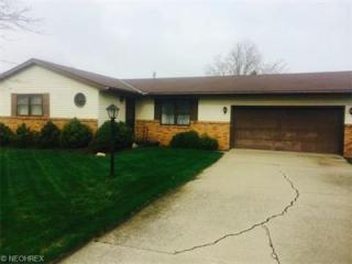 305 Linden Way Dr, Sandusky, OH 44870-6316