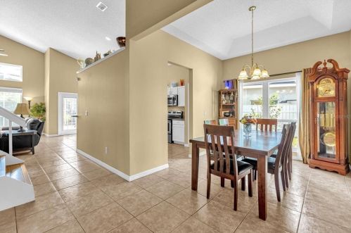 418 Riggs Cir, Davenport FL 33897-6007 exterior