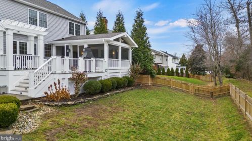 951 Rhonda Pl, Leesburg VA  20175-5632 exterior