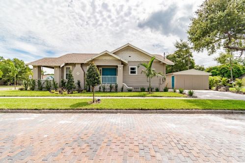 2560 4th Ave, Saint Petersburg, FL 33712-1613