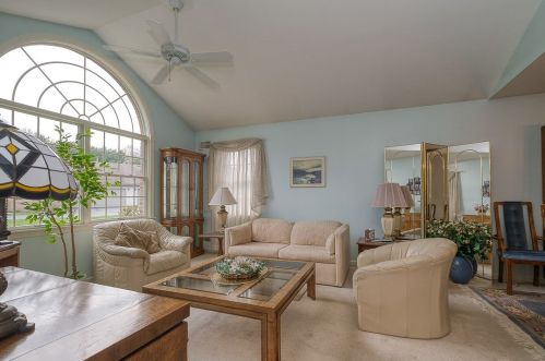 168 Steeplechase Cir, Gibsonia, PA 15044-4906