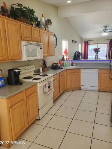 10875 Edgemont Ave, Avondale, AZ 85392-5812