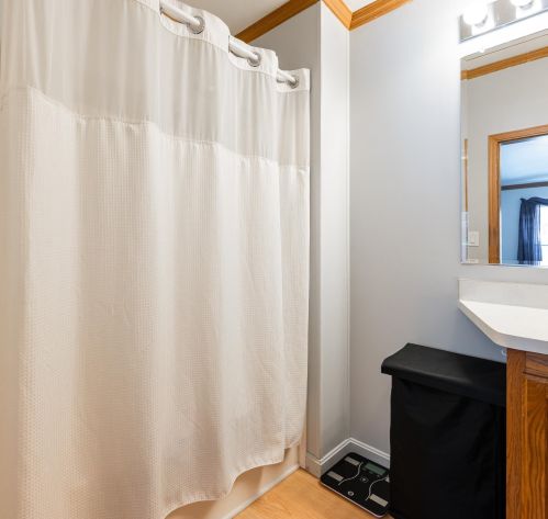 16 Saddle Back Cir, Ellsworth NH  03223-4748 exterior