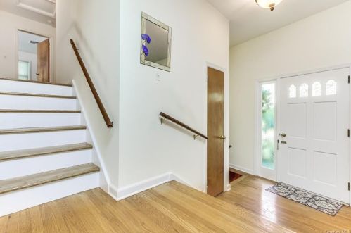 122 Spook Rock Rd, Airmont NY  10901-3008 exterior