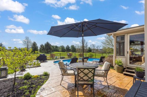 296 Trail, Pataskala OH  43062-9691 exterior