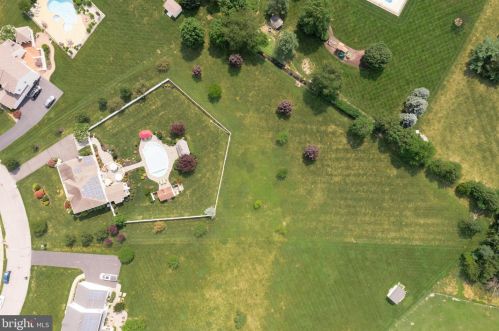 16 Livingston Ln, Lumberton Township NJ  08048-6210 exterior