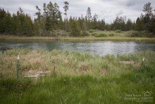 56424 Eclipse Dr, Bend, OR 97707-2016