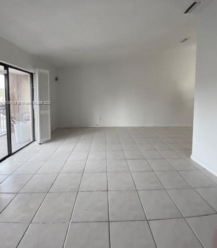 18260 Mediterranean Blvd, Hialeah, FL 33015-5769